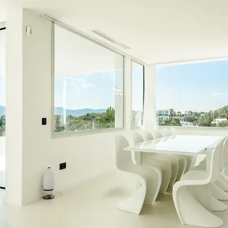 Villa Charming In Delightful Gateway *